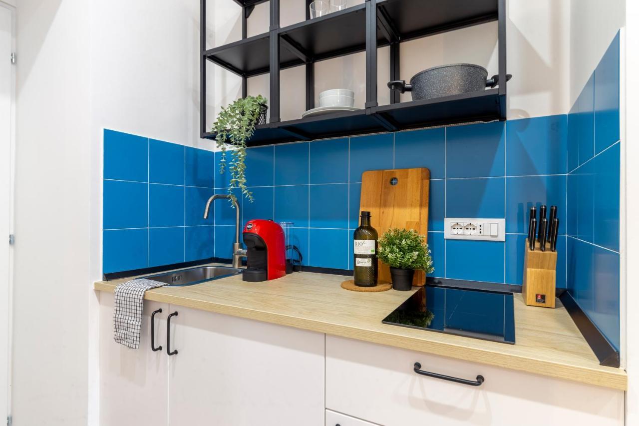 Cool And Stylish City Apartment - Wifi Trieste Exteriör bild