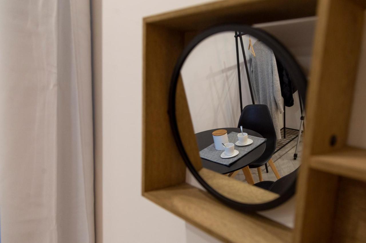 Cool And Stylish City Apartment - Wifi Trieste Exteriör bild